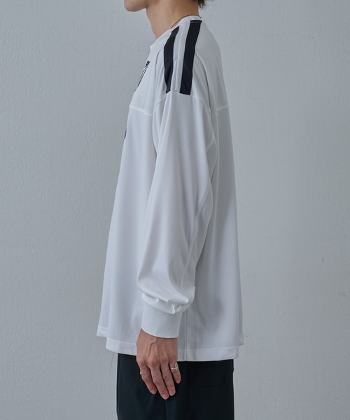 COLONY 2139（コロニートゥーワンスリーナイン）の「ゲームシャツ長袖クルー（Tシャツ/カットソー・メンズ・ブラック/ホワイト・MEDIUM/LARGE）」の17枚目の写真