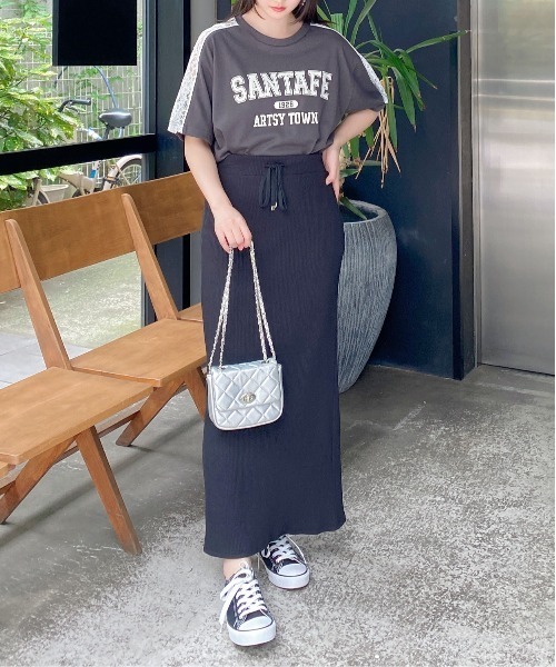 INGNI（イング）の「袖レースドッキングカレッジロゴTシャツ（Tシャツ/カットソー・レディース・オフホワイト/チャコールグレー/オートミール・M）」の19枚目の写真