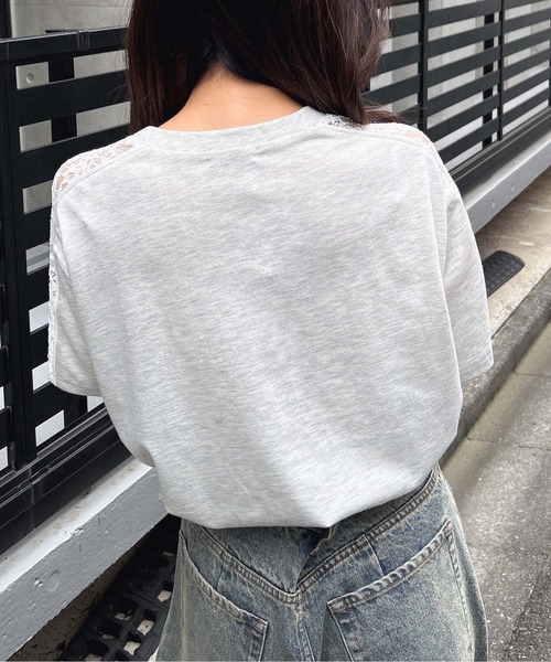 INGNI（イング）の「袖レースドッキングカレッジロゴTシャツ（Tシャツ/カットソー・レディース・オフホワイト/チャコールグレー/オートミール・M）」の15枚目の写真