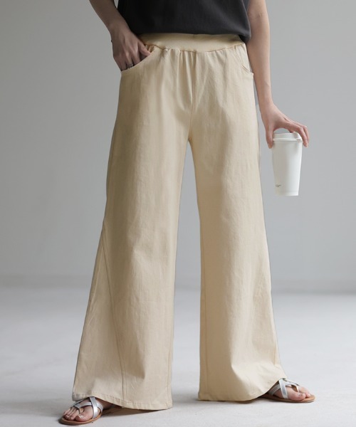 HUG.U(ハグユー)の「ワイドパンツ(チノパンツ・レディース・ネイビー/サンドベージュ/ダークグレー/ブラック/カーキ/アイボリー/ライトベージュ・M(レギュラー丈)/M(トール丈)/L(レギュラー丈)/L(トール丈)/2L(レギュラー丈)/2L(トール丈)/3L(レギュラー丈)/3L(トール丈))」の6枚目の写真