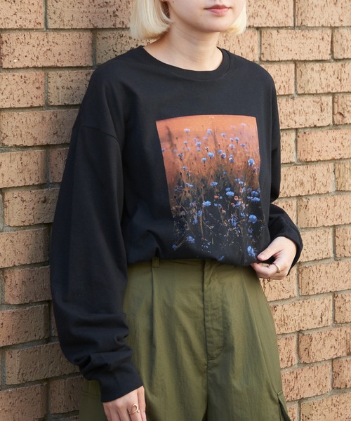 THE FINAL VIEW(ザファイナルビュー)の「【THE FINAL VIEW】フラワーフォトプリント ロンTEE(Tシャツ/カットソー・レディース・ホワイト系その他2/ブラック系その他3/ブラック系その他2/ブラック/ホワイト/ホワイト系その他3・FREE)」の18枚目の写真