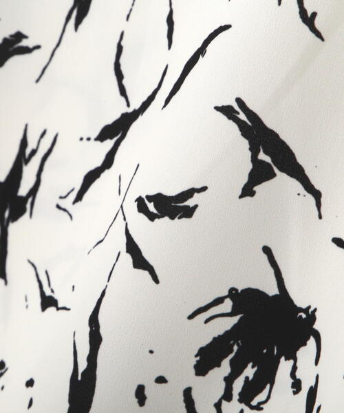 PROPORTION BODY DRESSING（プロポーションボディドレッシング）の「タックリボンスリーブブラウス / 1214210908（シャツ/ブラウス・レディース・ホワイト系その他/ブラック/ベージュ・MEDIUM/SMALL）」の18枚目の写真