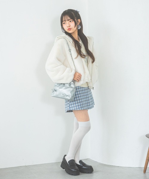 repipi armario（レピピ アルマリオ）の「【洗える！】モコモコファーフーディ（その他アウター・キッズ・モカ/チャコールグレー/アイボリー・SMALL/MEDIUM/LARGE）」の7枚目の写真