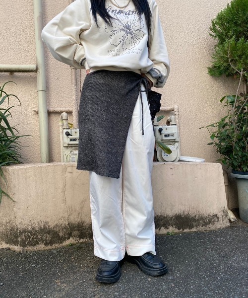 nemne store(ネンネストア)の「【Seoup】レイヤードシアーニットラップスカート(スカート・レディース・チャコール/アイボリー・フリー)」の5枚目の写真
