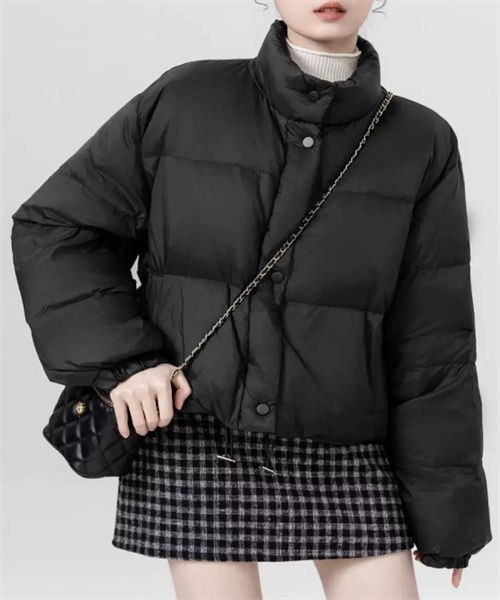 FREE STYLISTS(フリー スタイリスト)の「スタンドカラーダウンジャケット(ダウンジャケット/コート・レディース・ブラック/オフホワイト・M/L/XL/2XL)」の1枚目の写真