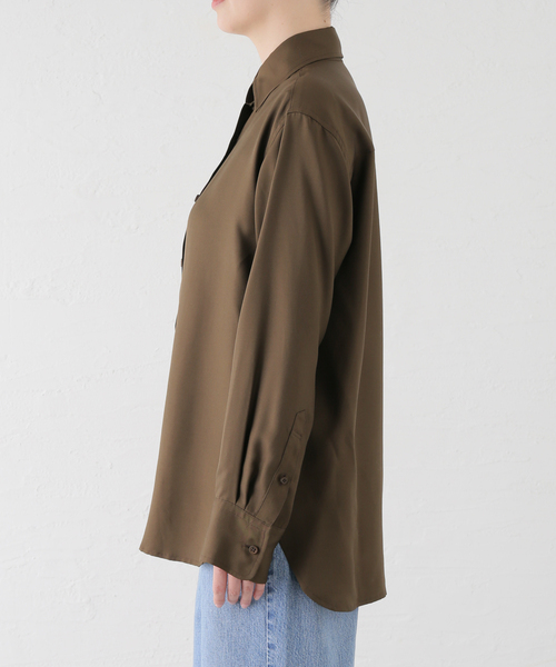 Deuxieme Classe（ドゥーズィエムクラス）の「Silk Looker
