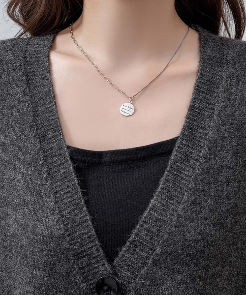 DAY CLOSET(デイ クローゼット)の「【セットアップ】スリットで抜け感+。長袖オーバーサイズリブニットカーディガン+スカート 上下2点セット レディース(セットアップ・レディース・ダークグレー/ベージュ・FREE)」の12枚目の写真