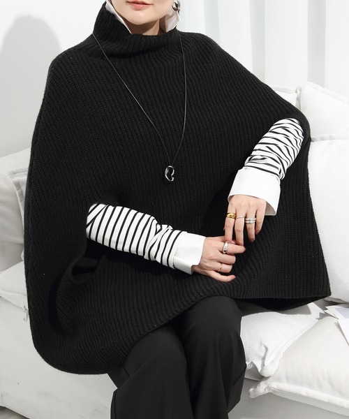 【新品未使用】TartineetChocolat ダウン　ポンチョ　ケープ CAPE HEIGHTS（ケープハイツ） CAPULET カプレット キルト