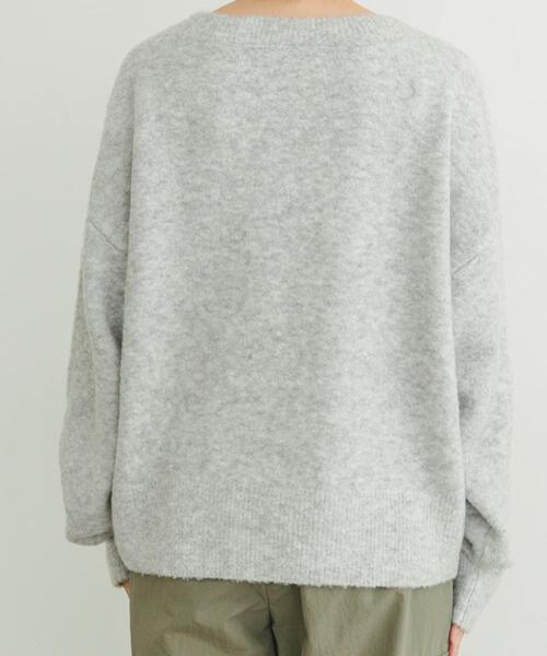ITEMS URBANRESEARCH(アイテムズ アーバンリサーチ)の「ブークレビッグロゴニット(ニット/セーター・レディース・ブラウン/ライトグレー/ミント・FREE)」の7枚目の写真
