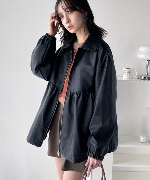 現行　カデュネ　未使用　シルク調　ペプラム　ジャケット　ブルゾン　黒　ブラック 現行 カデュネ 未使用 シルク調 ペプラム ジャケット ブルゾン 黒