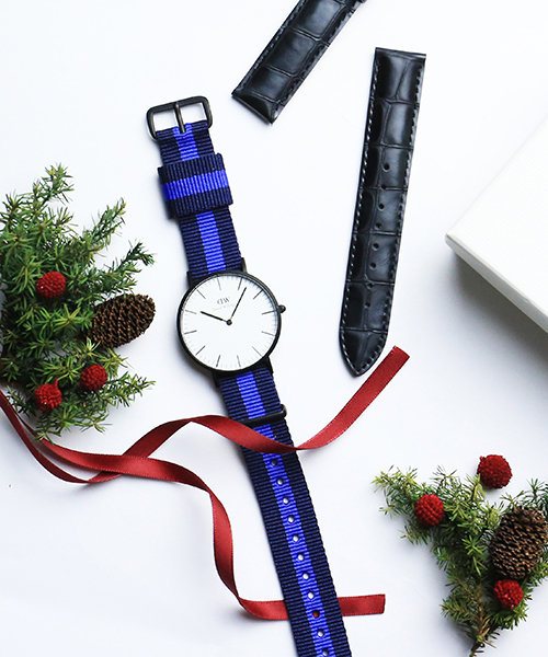 Daniel Wellington(ダニエルウェリントン)の「DANIEL WELLINGTON / BLACK MODEL BEAMS EXCLUSIVE SET(アナログ腕時計・レディース・ブラック・フリ-)」の1枚目の写真