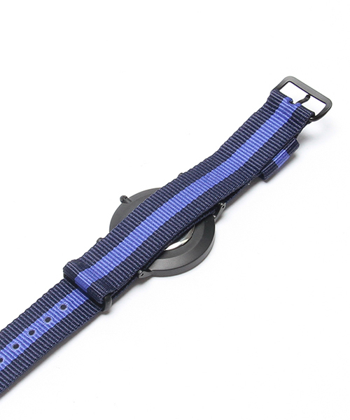 Daniel Wellington(ダニエルウェリントン)の「DANIEL WELLINGTON / BLACK MODEL BEAMS EXCLUSIVE SET(アナログ腕時計・レディース・ブラック・フリ-)」の4枚目の写真