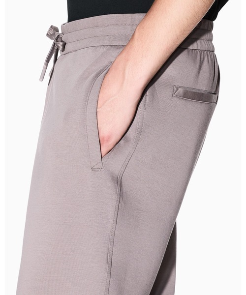 ARMANI EXCHANGE（アルマーニエクスチェンジ）の「【A|X アルマーニ エクスチェンジ】ICON スウェットジョガーパンツ（スウェットパンツ・メンズ・ブラック/ホワイト/グレイッシュベージュ・XX-LARGE/X-SMALL/X-LARGE/SMALL/MEDIUM/LARGE）」の11枚目の写真