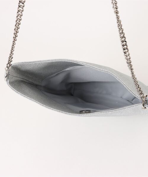 Kana（カナ）の「シャイニー  バイアス ショルダー パーティー バッグ 内ポケット付き 結婚式 二次会 お呼ばれ オケージョン（ショルダーバッグ・レディース・ゴールド/シルバー/ブラック・フリー）」の6枚目の写真