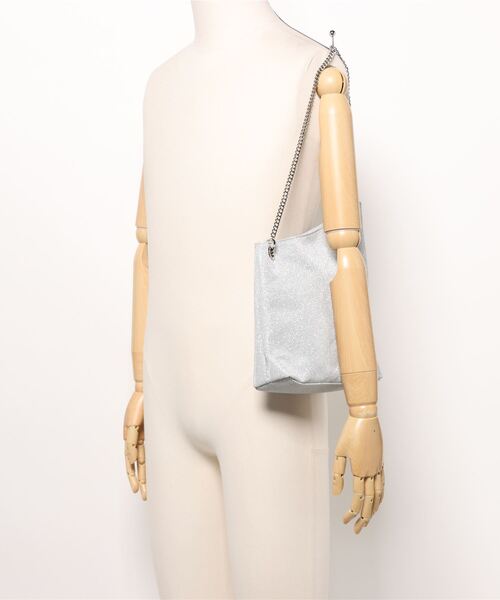 Kana（カナ）の「シャイニー  バイアス ショルダー パーティー バッグ 内ポケット付き 結婚式 二次会 お呼ばれ オケージョン（ショルダーバッグ・レディース・ゴールド/シルバー/ブラック・フリー）」の7枚目の写真