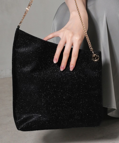 Kana（カナ）の「シャイニー  バイアス ショルダー パーティー バッグ 内ポケット付き 結婚式 二次会 お呼ばれ オケージョン（ショルダーバッグ・レディース・ゴールド/シルバー/ブラック・フリー）」の11枚目の写真