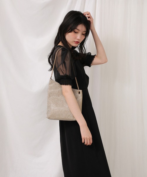 Kana（カナ）の「シャイニー  バイアス ショルダー パーティー バッグ 内ポケット付き 結婚式 二次会 お呼ばれ オケージョン（ショルダーバッグ・レディース・ゴールド/シルバー/ブラック・フリー）」の19枚目の写真
