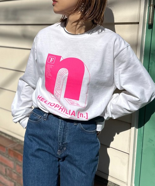 mi via loca（ミヴィアロカ）の「【GILDAN】立体"n"ロゴプリントロンT（Tシャツ/カットソー・レディース・ピンク/ホワイト/ブラック/ホワイト×ピンク・MEDIUM/X-LARGE）」の2枚目の写真