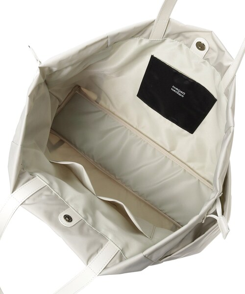 HIROKO HAYASHI(ヒロコハヤシ)の「LUINI(ルイーニ)トートバッグ(トートバッグ・レディース・ライトグレー系9/ライトグリーン/ネイビー系6・00)」の10枚目の写真