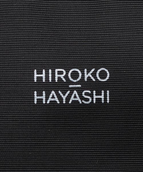 HIROKO HAYASHI(ヒロコハヤシ)の「LUINI(ルイーニ)トートバッグ(トートバッグ・レディース・ライトグレー系9/ライトグリーン/ネイビー系6・00)」の18枚目の写真