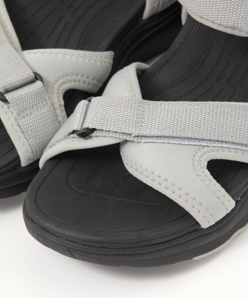 repipi armario(レピピ アルマリオ)の「ライトソールスポサン(サンダル・キッズ・ブラック/グレー/ホワイト・LARGE/MEDIUM/SMALL)」の21枚目の写真