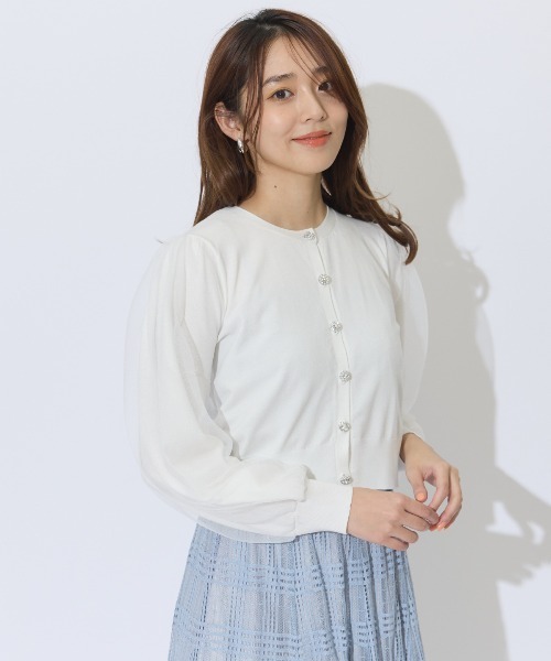 AND COUTURE(アンドクチュール)の「シアースリーブビジューカーディガン(カーディガン/ボレロ・レディース・ブラック/オフホワイト/ブルー・FREE)」の9枚目の写真