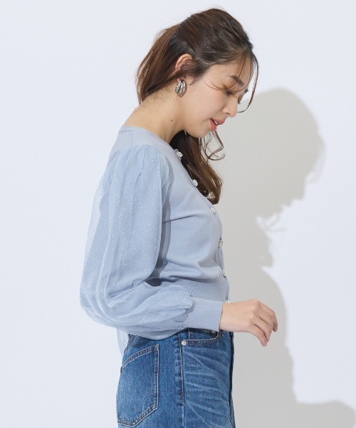 AND COUTURE(アンドクチュール)の「シアースリーブビジューカーディガン(カーディガン/ボレロ・レディース・ブラック/オフホワイト/ブルー・FREE)」の15枚目の写真