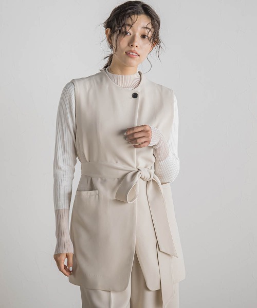 Droite lautreamont(ドロワットロートレアモン)の「ミリオーネダブルクロスジレ≪手洗い可能≫(その他アウター・レディース・ベージュ/ネイビー・M)」の1枚目の写真