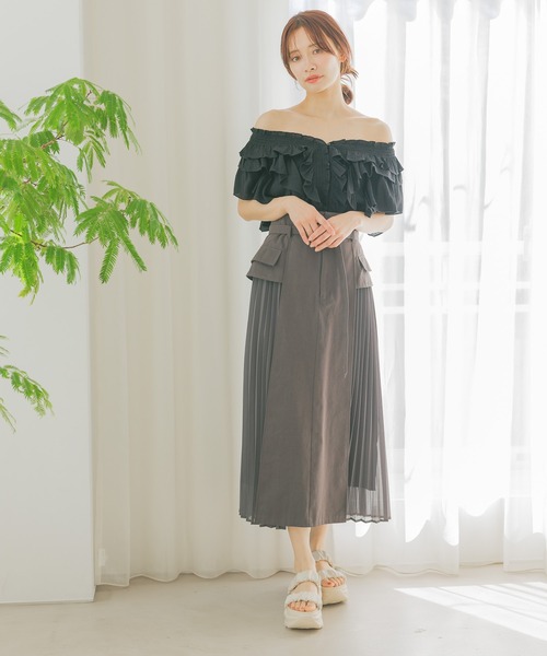 mysty woman（ミスティウーマン）の「フリル2WAYブラウス   329026（シャツ/ブラウス・レディース・ブラック/オフホワイト/ブルー・FREE）」の11枚目の写真