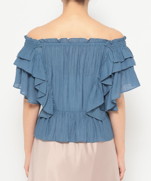 mysty woman（ミスティウーマン）の「フリル2WAYブラウス   329026（シャツ/ブラウス・レディース・ブラック/オフホワイト/ブルー・FREE）」の14枚目の写真