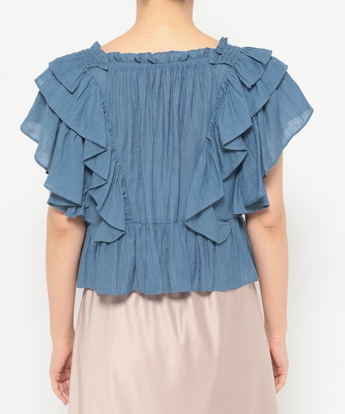 mysty woman（ミスティウーマン）の「フリル2WAYブラウス   329026（シャツ/ブラウス・レディース・ブラック/オフホワイト/ブルー・FREE）」の17枚目の写真