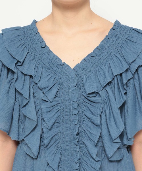 mysty woman（ミスティウーマン）の「フリル2WAYブラウス   329026（シャツ/ブラウス・レディース・ブラック/オフホワイト/ブルー・FREE）」の19枚目の写真