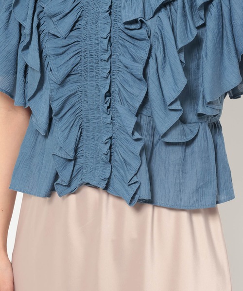 mysty woman（ミスティウーマン）の「フリル2WAYブラウス   329026（シャツ/ブラウス・レディース・ブラック/オフホワイト/ブルー・FREE）」の21枚目の写真