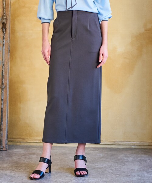 DRESSTERIOR(ドレステリア)の「【大人百花春号掲載 モデル美香さん着用】ストレッチポンチタイトスカート(スカート・レディース・ブラック/チャコールグレー・34/36/38/40)」の12枚目の写真