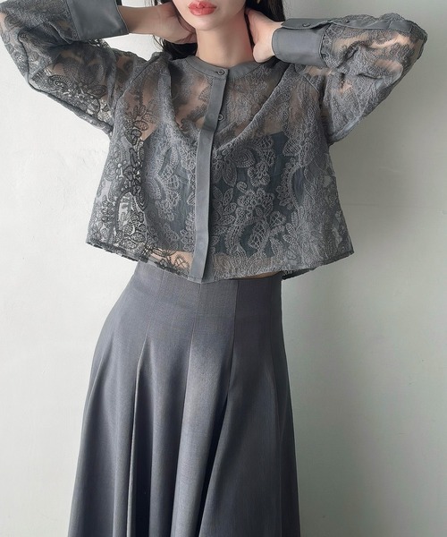 Meiru(メイル)の「レースバンドカラーショートシャツ(シャツ/ブラウス・レディース・ブラック/アイボリー/チャコール・SMALL/MEDIUM/LARGE)」の5枚目の写真
