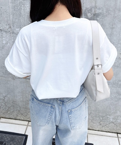 INGNI（イング）の「フラワーロゴTシャツ（Tシャツ/カットソー・レディース・ブラック×ピンク/ホワイト×ピンク/ホワイト×ブルー/ホワイト×グリーン/ホワイト×ネイビー/ネイビー系・M）」の18枚目の写真