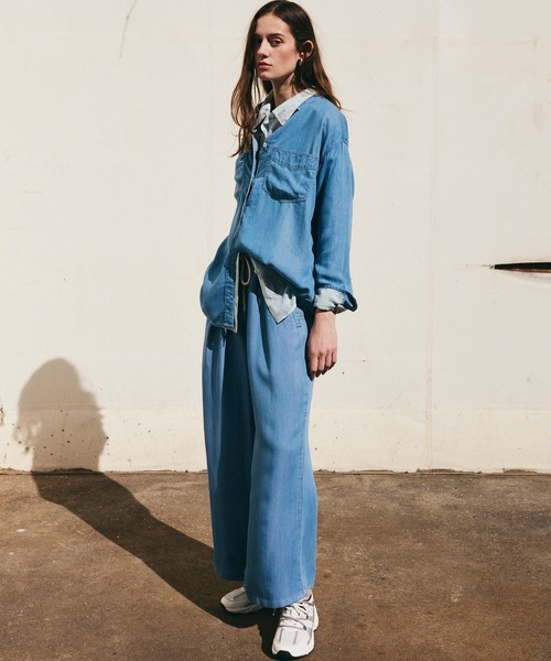 BAYFLOW（ベイフロー）の「[薄手＆しなやかな素材感]デニムワイドパンツ（その他パンツ・レディース・インディゴブルー/ブラック/サックスブルー・FREE/X-SMALL）」の10枚目の写真