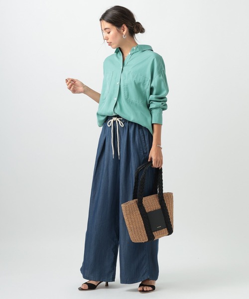 BAYFLOW（ベイフロー）の「[薄手＆しなやかな素材感]デニムワイドパンツ（その他パンツ・レディース・インディゴブルー/ブラック/サックスブルー・FREE/X-SMALL）」の17枚目の写真