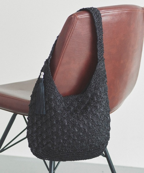 Doux archives（ドゥアルシーヴ）の「メタリック柄編みワンショルダーバッグ（ショルダーバッグ・レディース・シルバー/ブラック・FREE）」の8枚目の写真