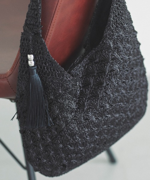 Doux archives（ドゥアルシーヴ）の「メタリック柄編みワンショルダーバッグ（ショルダーバッグ・レディース・シルバー/ブラック・FREE）」の9枚目の写真