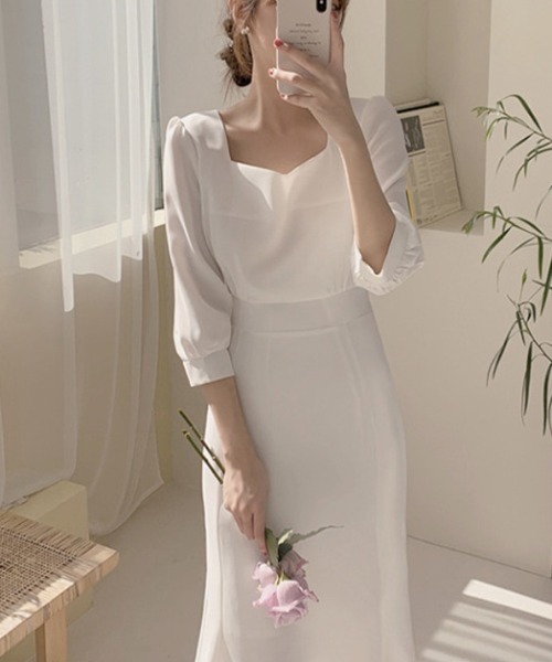 a lot of love（ア ロット オブ ラブ）の「オープンネック フェミニンワンピース（ワンピース・レディース・ホワイト/ライトグレー・M/L）」の8枚目の写真