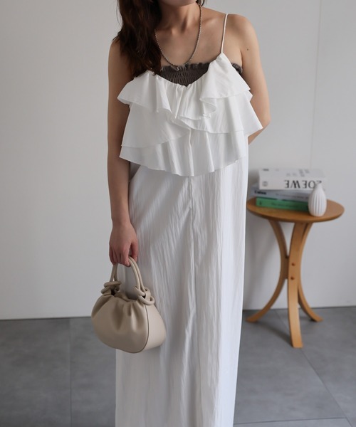GOLDS♡ビジューバックル付きAラインラッフルフリルワンピース♡未着♡白黒M セール】【オケージョン対応】ラッフルフリルキャミワンピース