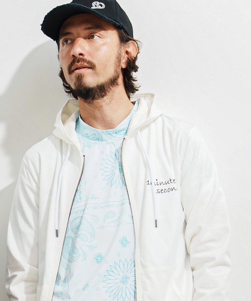 1minute 1second（ワンミニットワンセカンド）の「mpa3776-cursive print double zip light hoodie ダブルジップパーカー（パーカー・メンズ・ネイビー×ホワイト/ブラック×ホワイト/ホワイト×グレー・S/M/L/XL）」の5枚目の写真