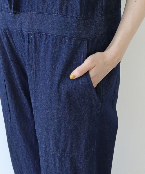 PAR ICI(パーリッシィ)の「【WEB別注】インディゴデニム フリルオールインワン(つなぎ/オールインワン・レディース・ネイビー・M/L)」の4枚目の写真