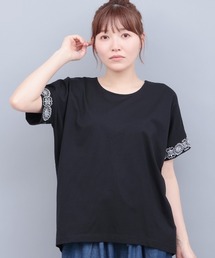 スリーブジュエル刺繍Tシャツ