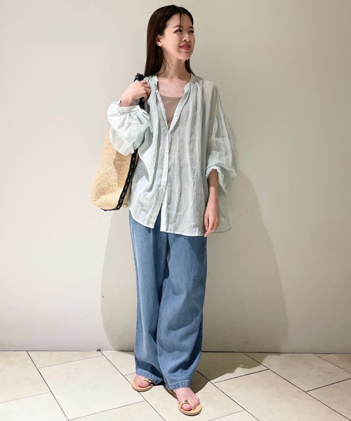 SLOBE IENA(スローブイエナ)の「《4サイズ展開/追加3》LEDENIM TUCK TROUSERデニム(デニムパンツ・レディース・ブルー・36/38/40/34)」の21枚目の写真