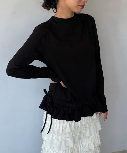 SANSeLF(サンセルフ)の「【SANSeLF】 フリルヘムロングTシャツ フェミニンカジュアル クルーネック sanw25a041(その他トップス・レディース・ブラック/ホワイト・FREE)」の1枚目の写真
