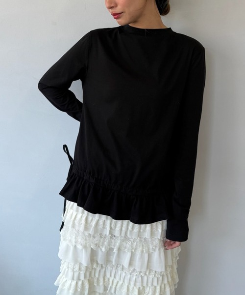 SANSeLF(サンセルフ)の「【SANSeLF】 フリルヘムロングTシャツ フェミニンカジュアル クルーネック sanw25a041(その他トップス・レディース・ブラック/ホワイト・FREE)」の4枚目の写真