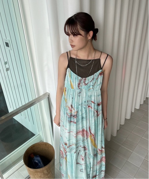 【Ameri VINTAGE】キャミソール MEDI GLOSS RIB BACK SLIT CAMISOLE（キャミソール）｜Ameri