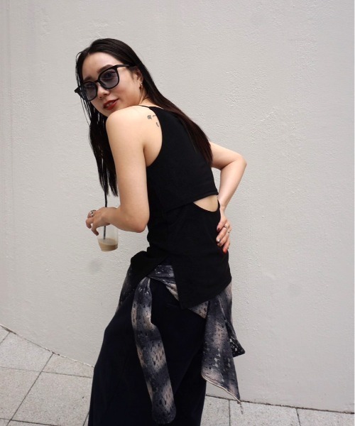 MEDI GLOSS RIB BACK SLIT CAMISOLE（キャミソール）｜Ameri